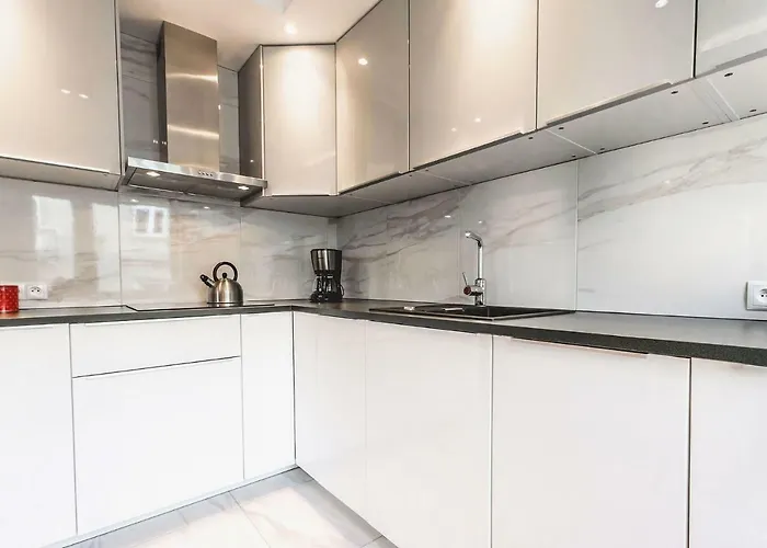 Artist * Λούμπλιν